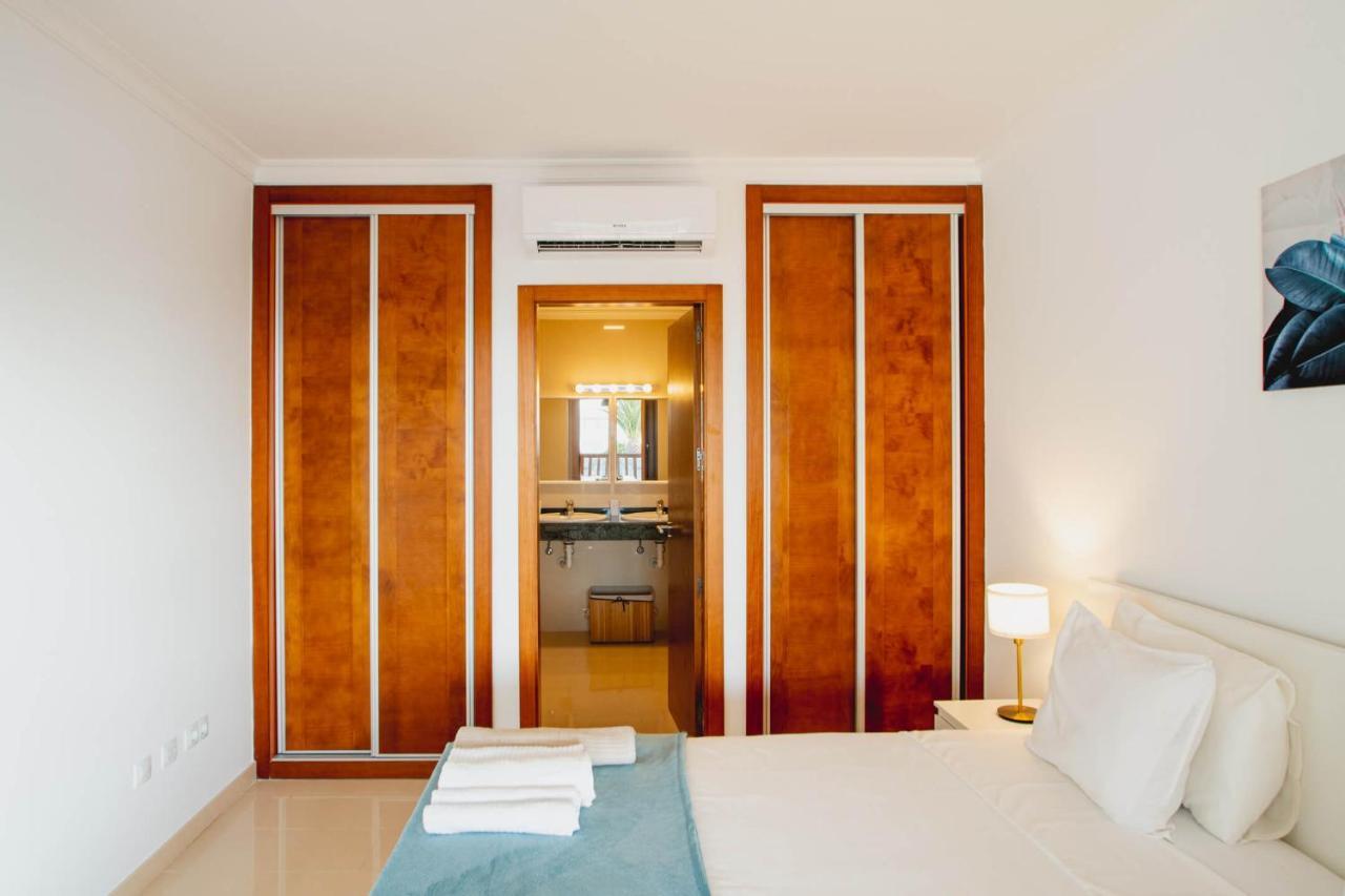 Stylish 6 Bedroom Villa Princesa - Hot Tub - Heated Pool - Near Beach & Waterparks Playa Blanca  Exteriér fotografie