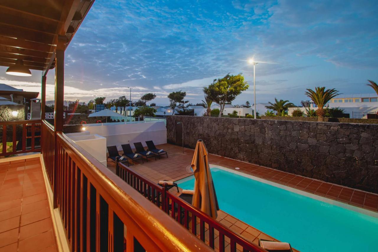 Stylish 6 Bedroom Villa Princesa - Hot Tub - Heated Pool - Near Beach & Waterparks Playa Blanca  Exteriér fotografie