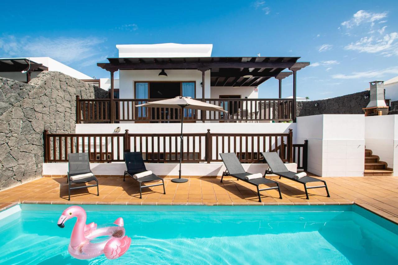 Stylish 6 Bedroom Villa Princesa - Hot Tub - Heated Pool - Near Beach & Waterparks Playa Blanca  Exteriér fotografie