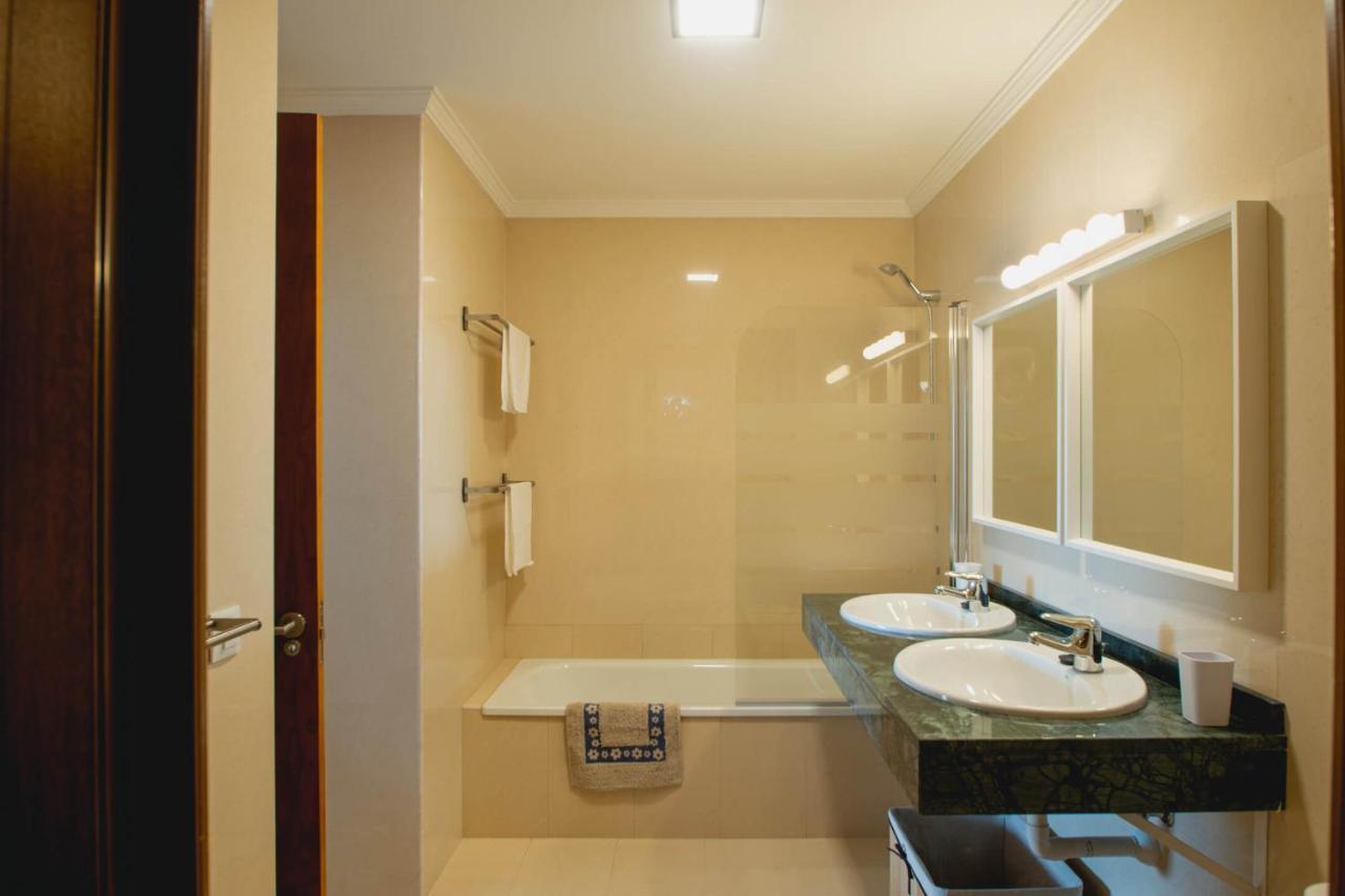 Stylish 6 Bedroom Villa Princesa - Hot Tub - Heated Pool - Near Beach & Waterparks Playa Blanca  Exteriér fotografie